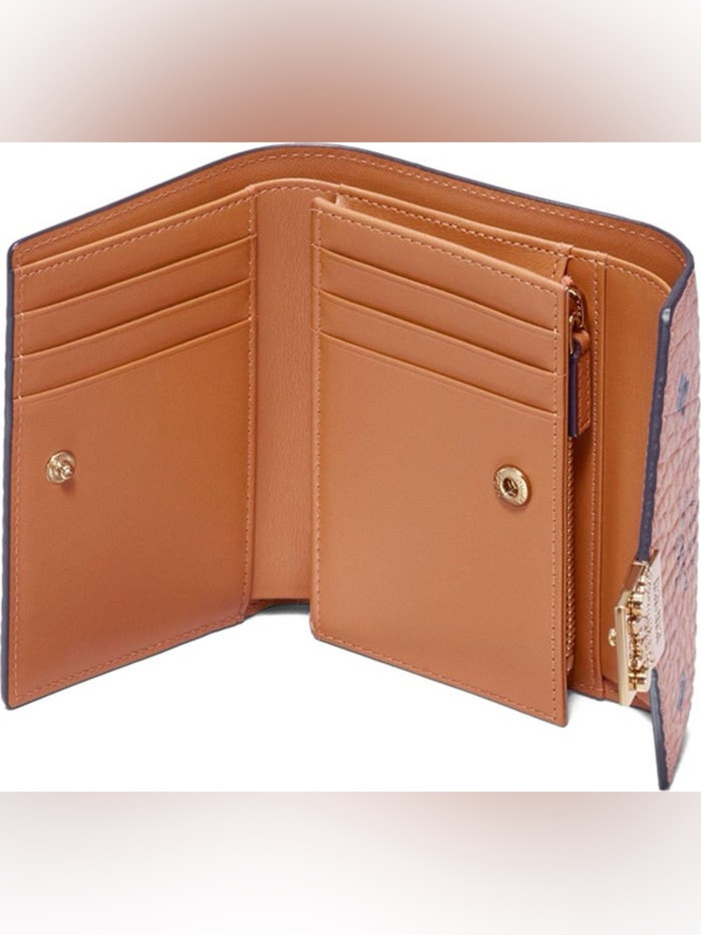 MCM Tracy Trifold Women’s Wallet✨ - Picture 7 of 10